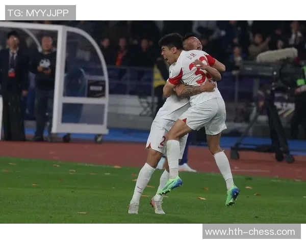 亚冠精英联赛精彩对决上海海港逆转胜利山东泰山顽强绝平展现斗志