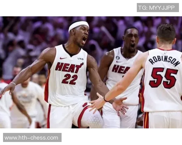 热火与凯尔特人激战正酣比分胶着精彩瞬间回顾与分析